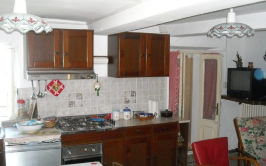 Molazzana Reference: 3062