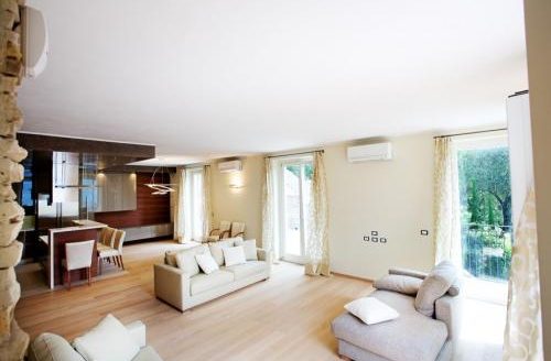 Sala Comacina Reference: 904