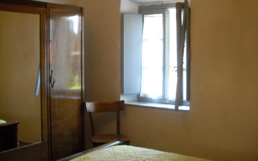 Molazzana Reference: 3652