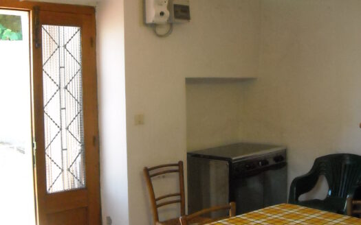 Molazzana Reference: 3652