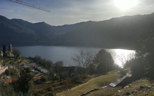 Carate Urio Ref: 5438